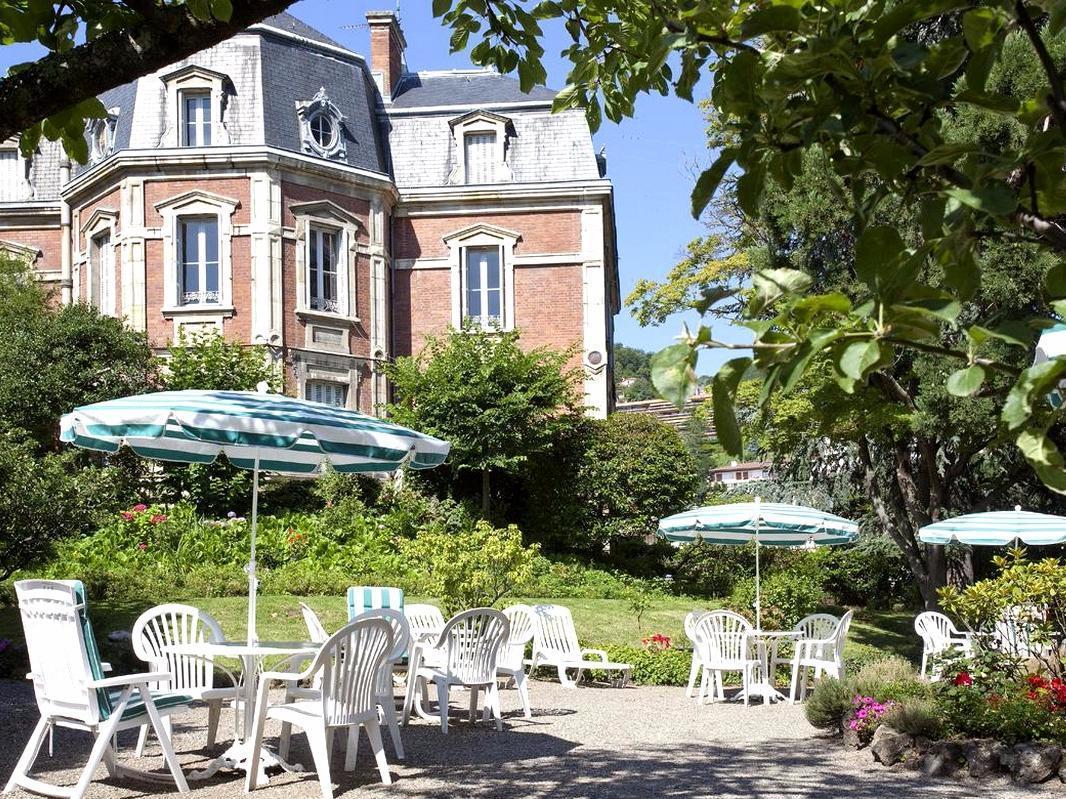 Logis Hotel Royal Saint-Mart Royat Exterior foto